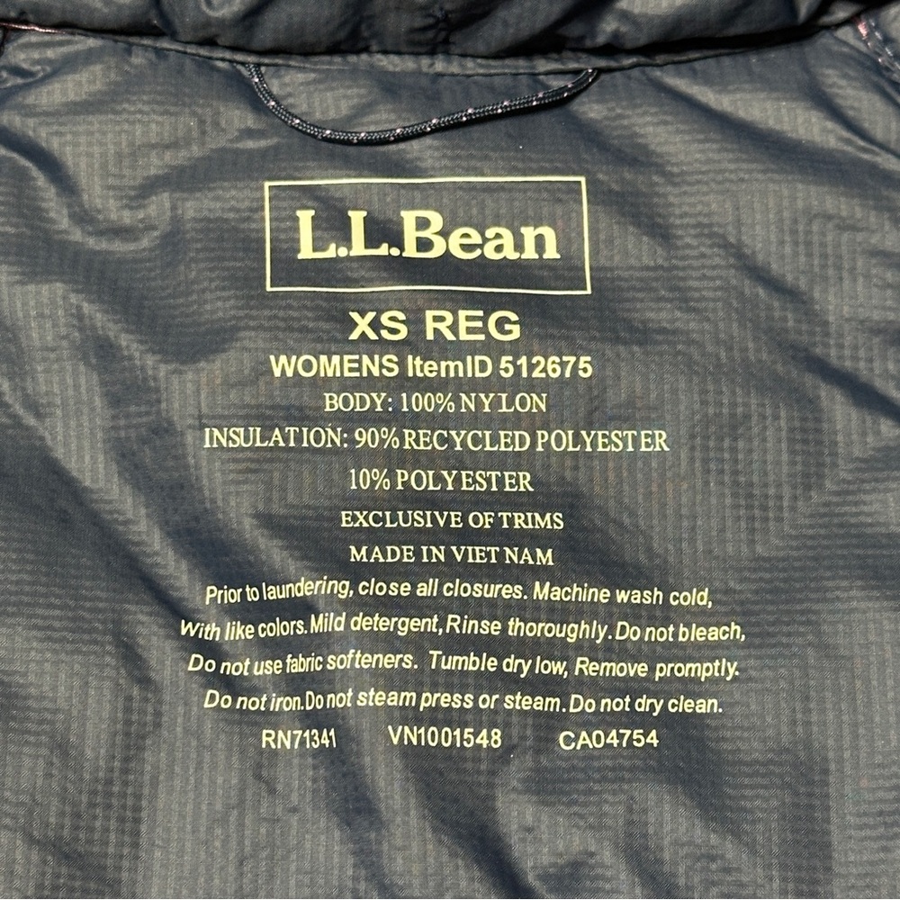 L.L. Bean PrimaLoft Packaway Pro Hooded Jacket Size XS - Picture 11 of 11